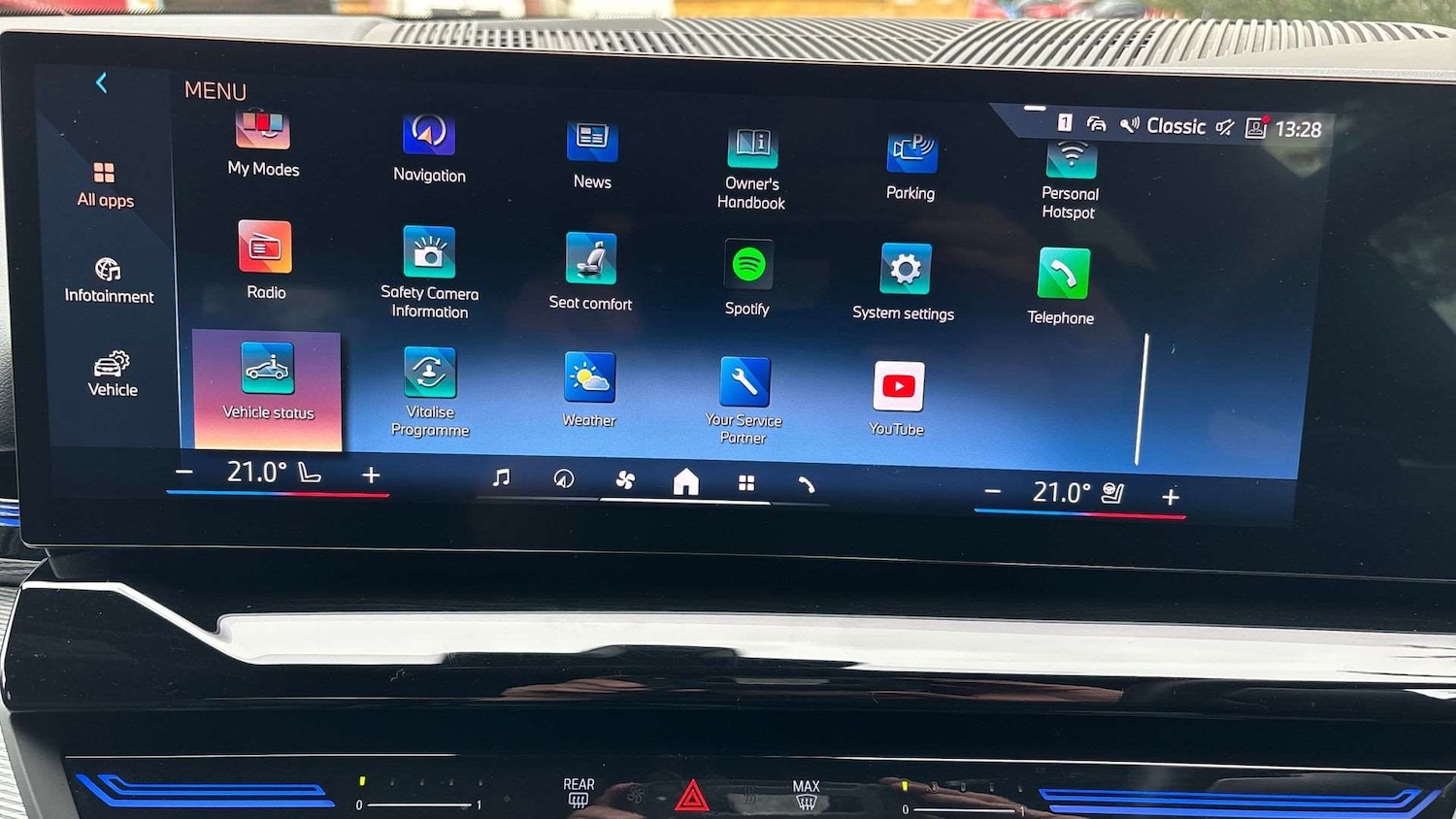 Used BMW 5 Series 2024 for sale - 77134713: Photo 31