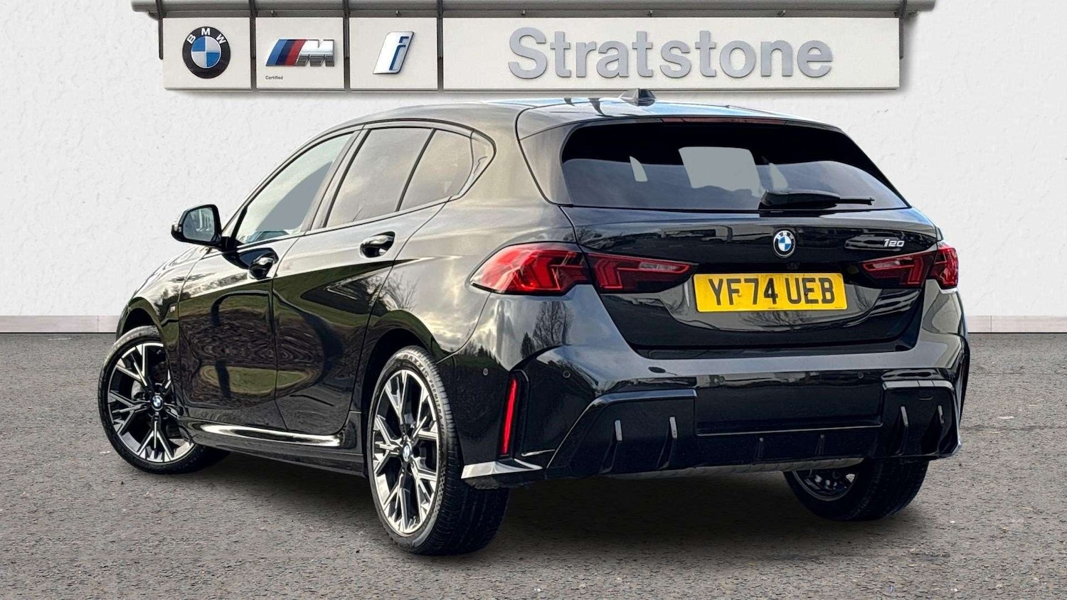 Used BMW 1 Series 2024 for sale - 76718255: Photo 2