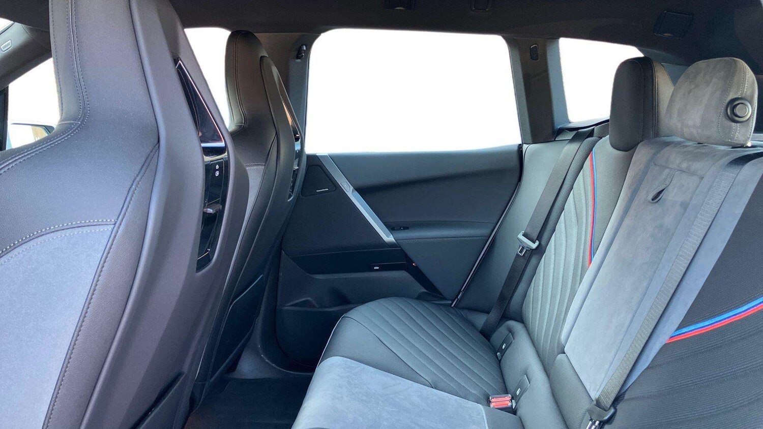 Used BMW iX 2025 for sale - 77051452: Photo 14