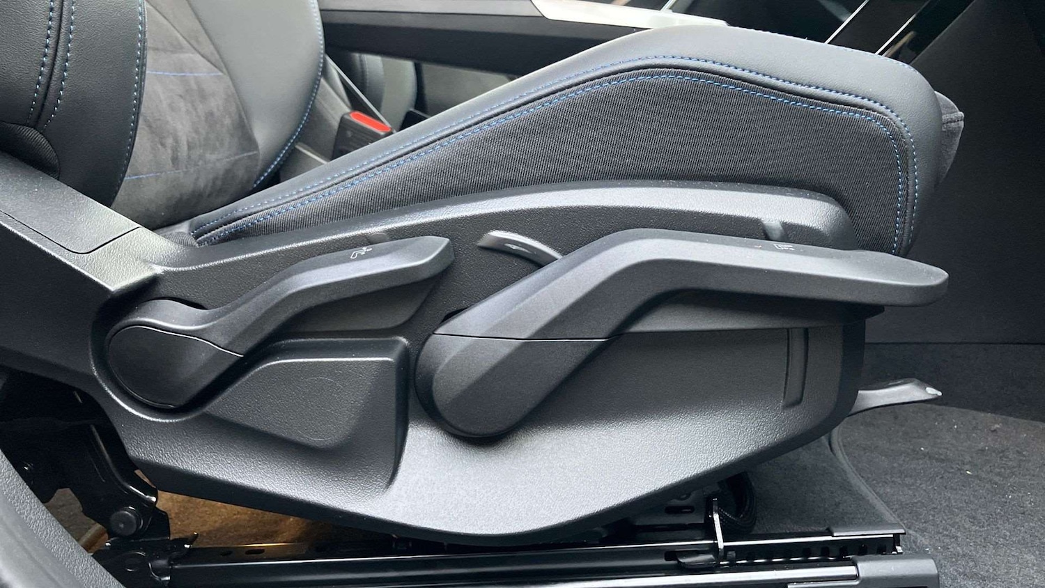 Used BMW iX2 2025 for sale - 77076487: Photo 28