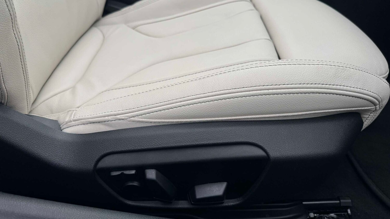 Used BMW Z4 2025 for sale - 77972725: Photo 31