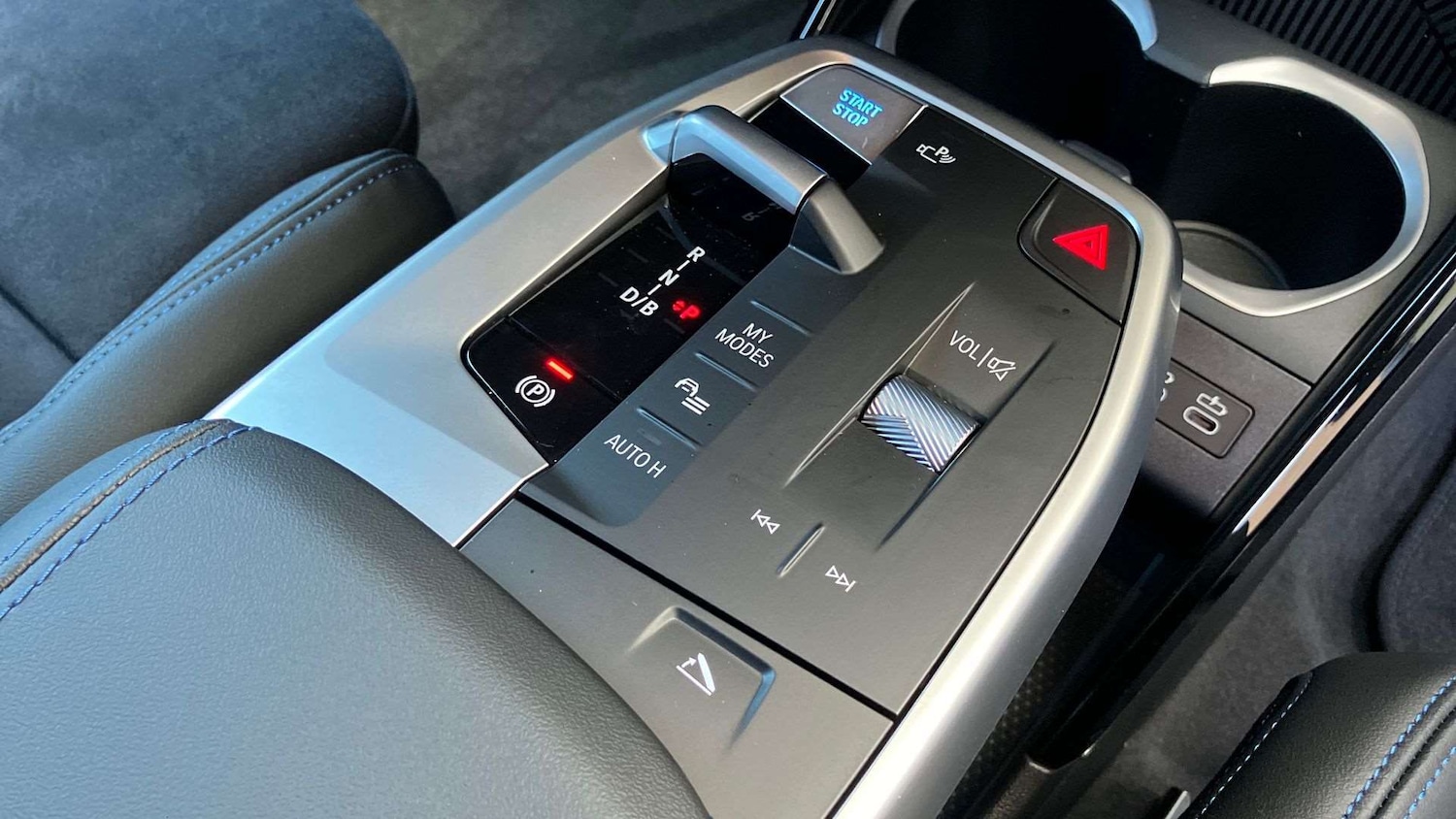 Used BMW iX1 2025 for sale - 77147316: Photo 12