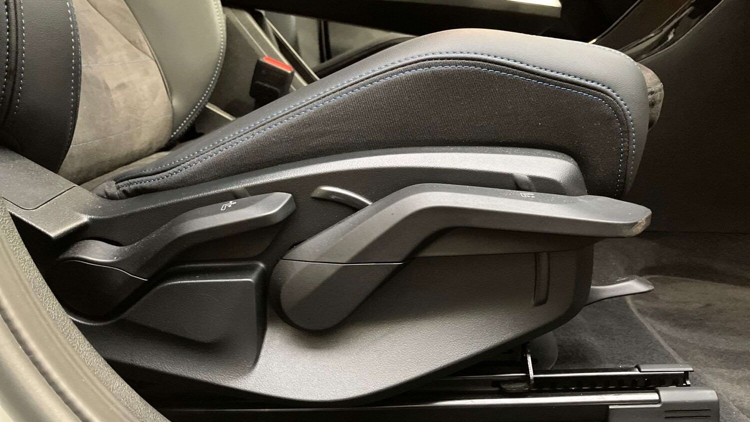 Used BMW iX2 2025 for sale - 77076512: Photo 28