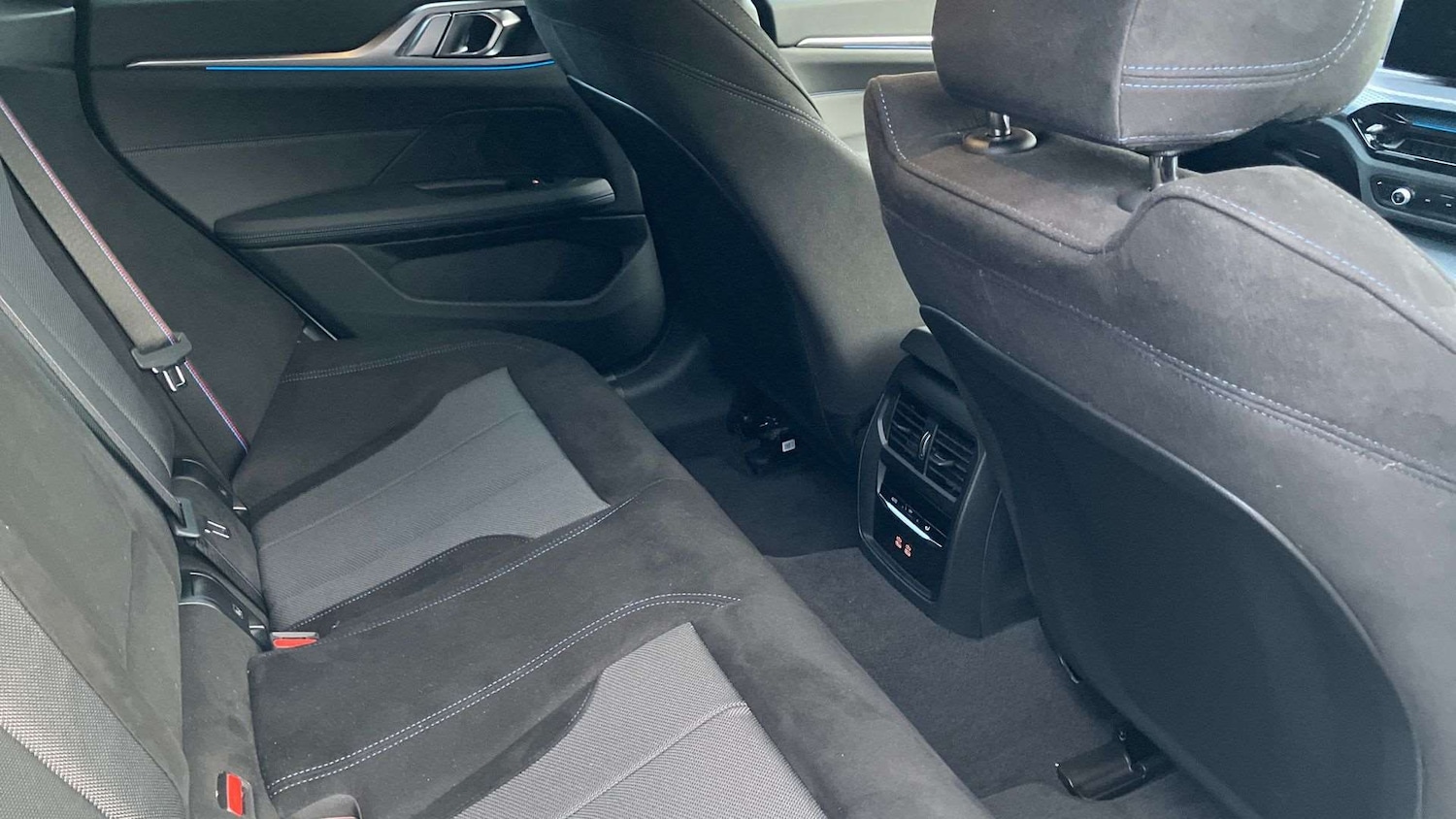 Used BMW i4 2025 for sale - 77158480: Photo 34