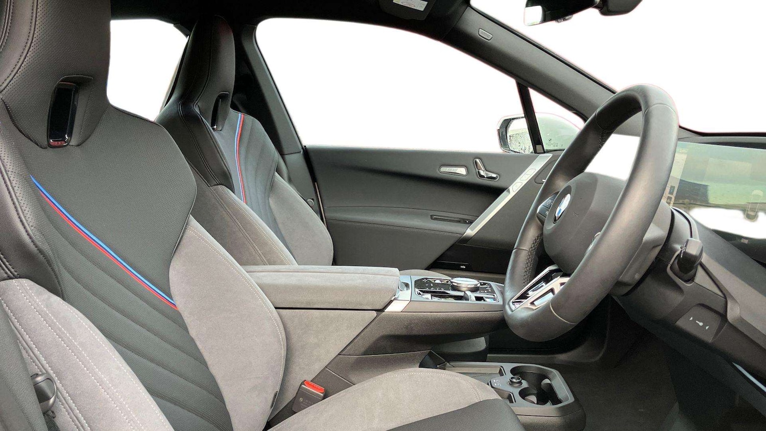 Used BMW iX 2025 for sale - 77051467: Photo 13