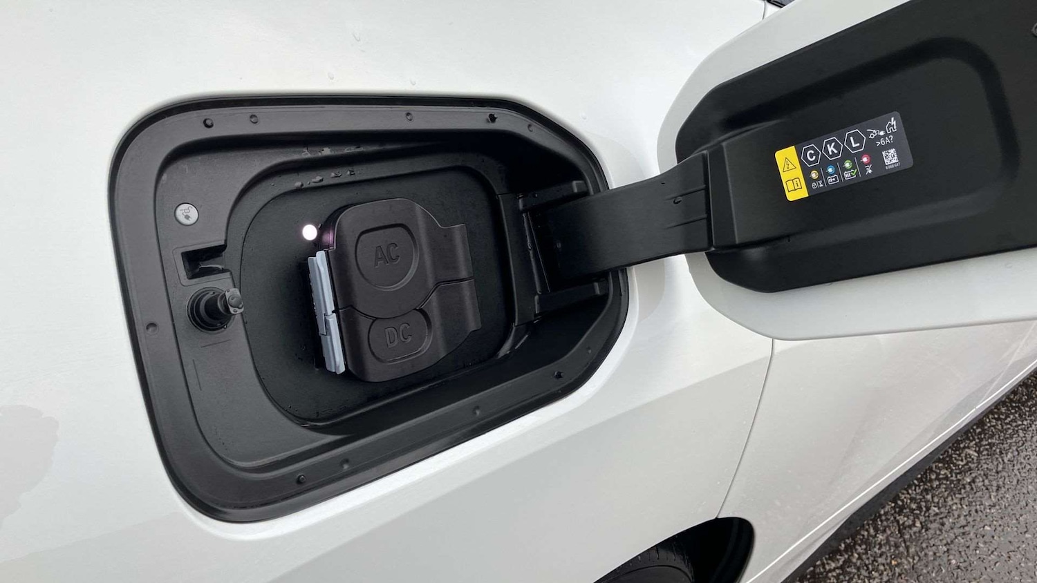 Used BMW iX 2025 for sale - 77051467: Photo 25