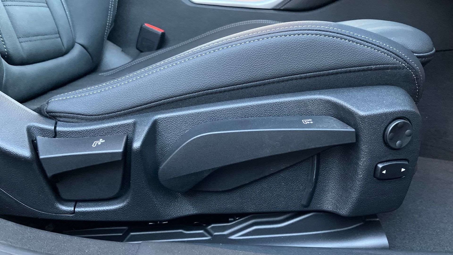 Used BMW i4 2025 for sale - 77076581: Photo 28