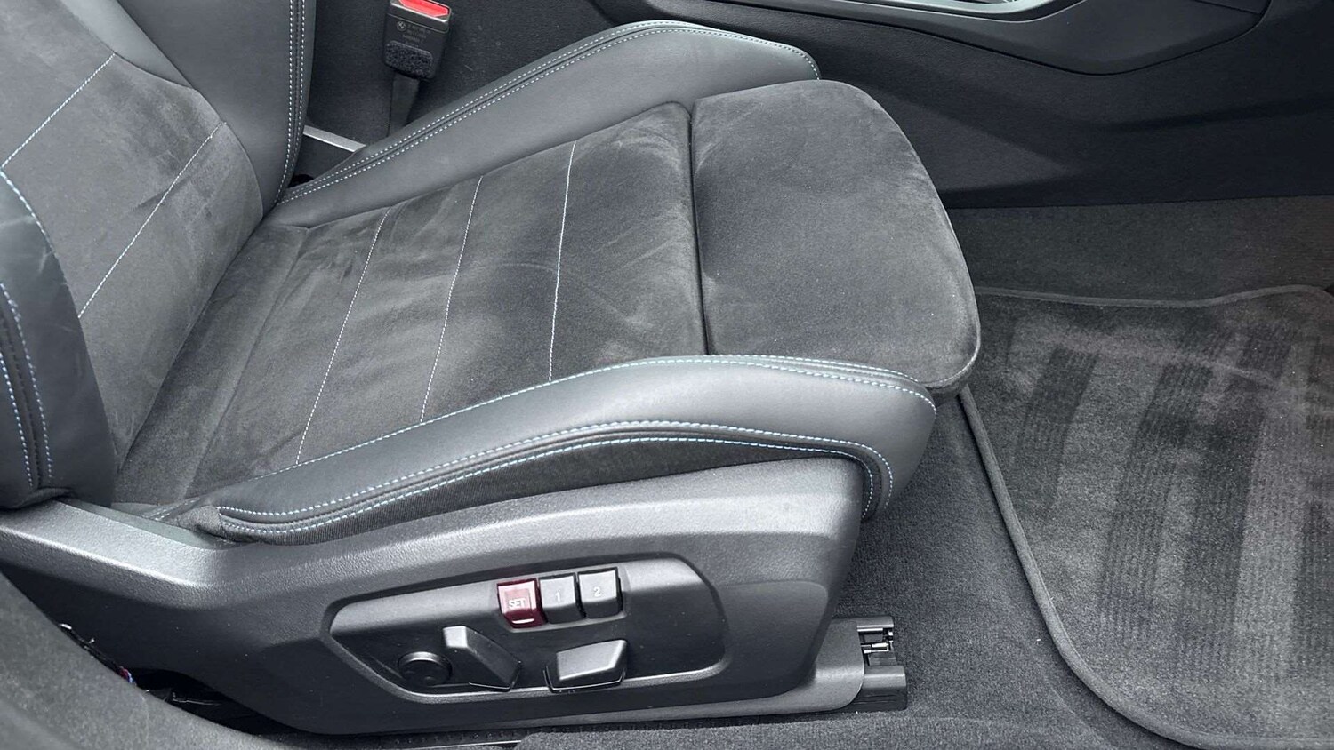 Used BMW 2 Series 2025 for sale - 77601333: Photo 28