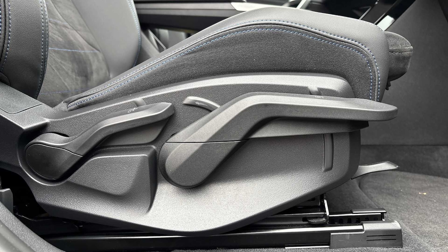 Used BMW iX2 2025 for sale - 77158366: Photo 28