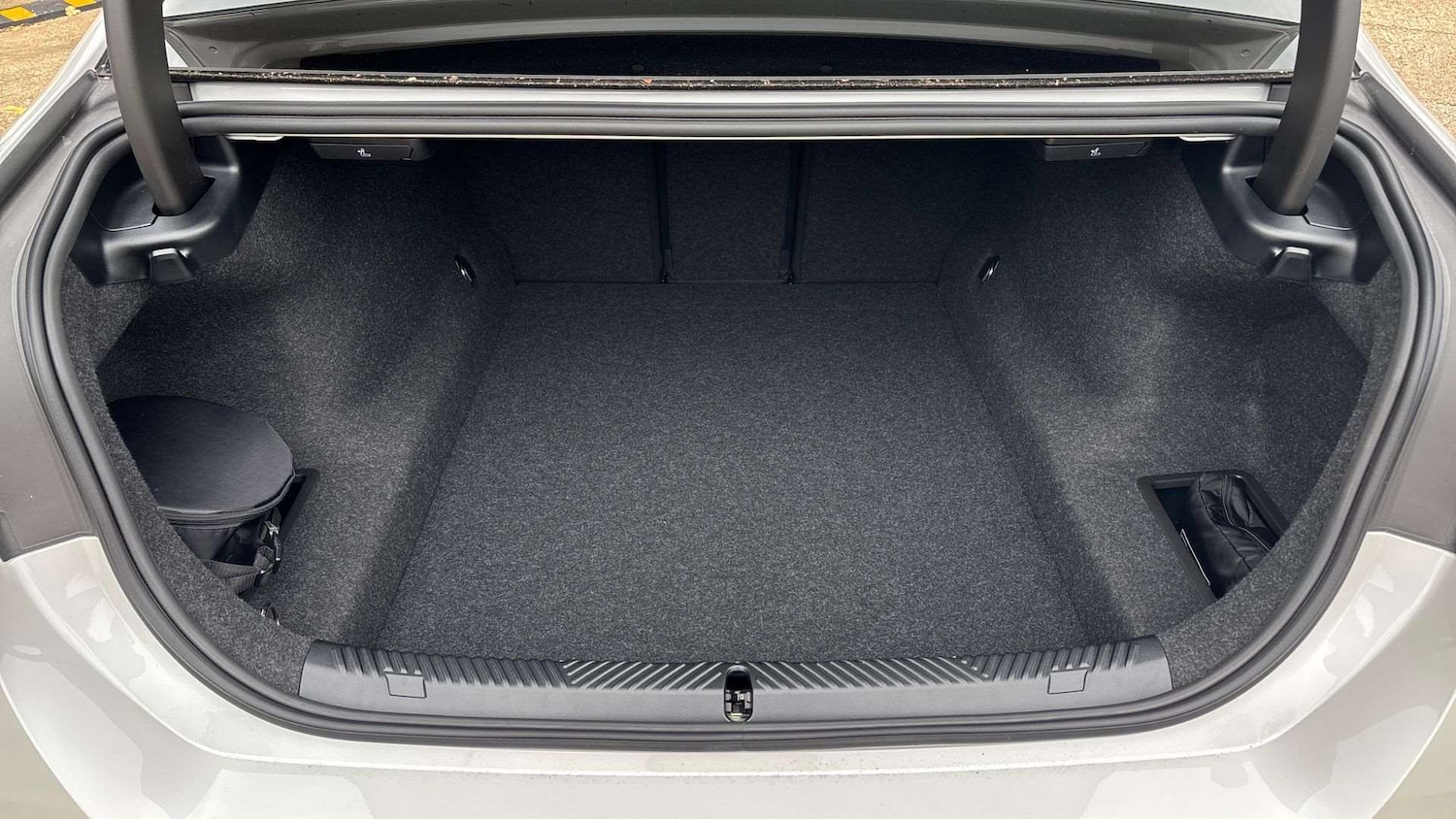 Used BMW 5 Series 2025 for sale - 77051486: Photo 15