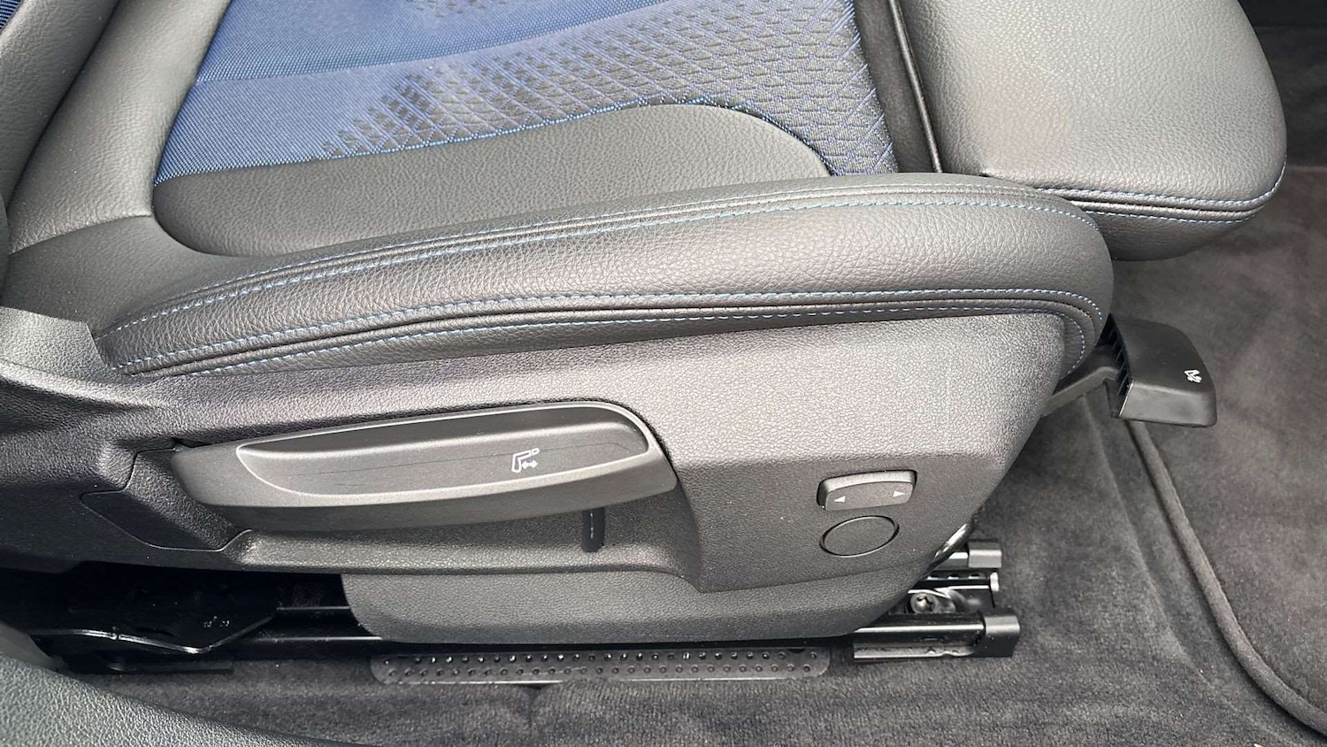 Used BMW 1 Series 2023 for sale - 77158423: Photo 28