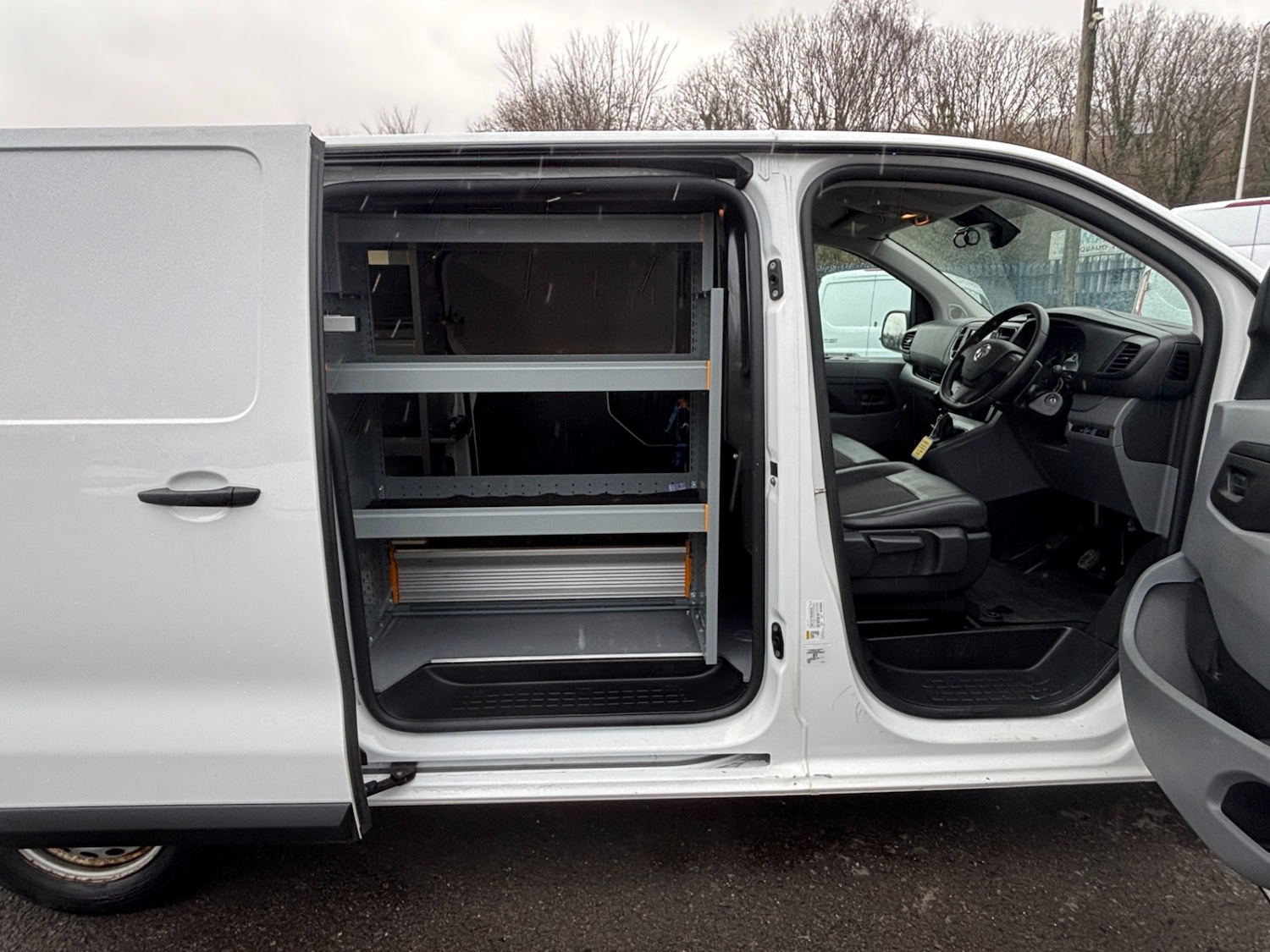 Used Vauxhall Vivaro 2021 for sale - 77367237: Photo 8
