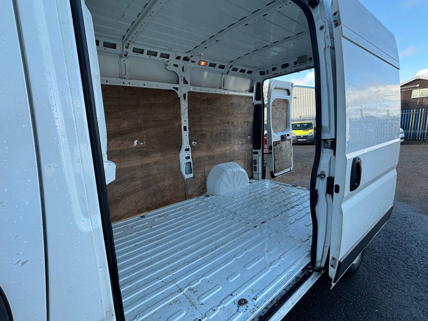 Used Peugeot Boxer 2016 for sale - 77222922: Photo 15