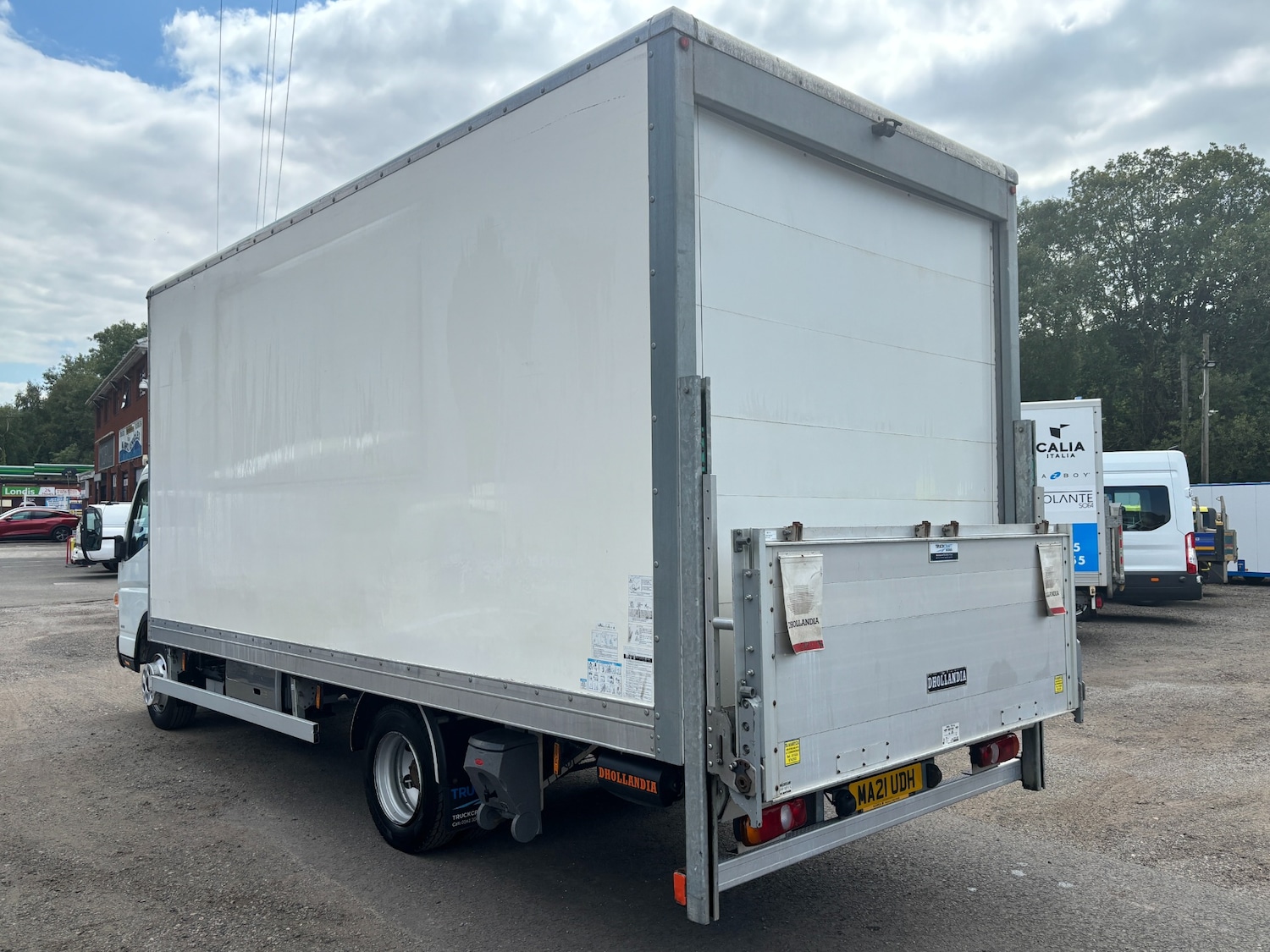 Used Mitsubishi Canter 2021 for sale - 75663036: Photo 3