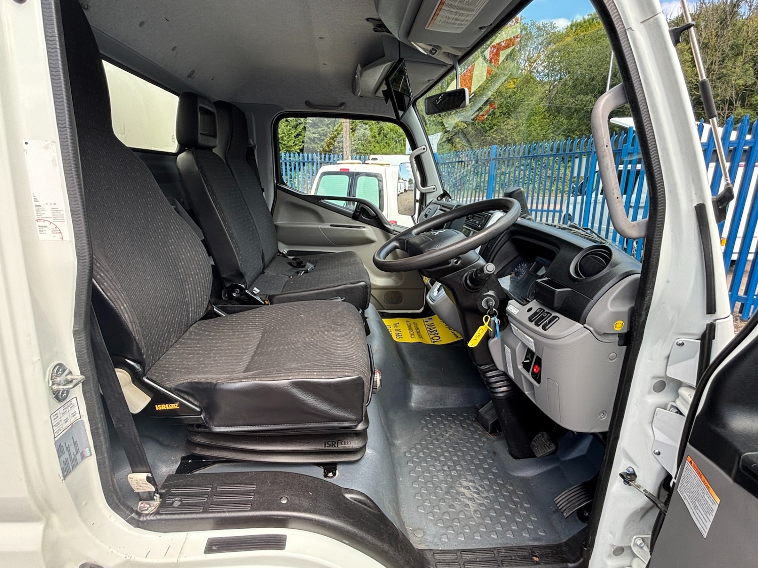 Used Mitsubishi Canter 2021 for sale - 75663036: Photo 8