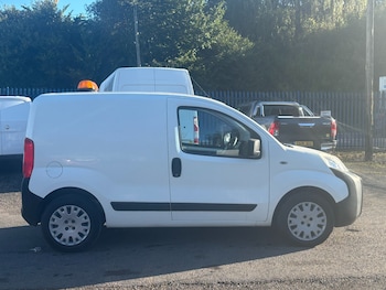 Used Peugeot Bipper 2017 for sale - 76036483: Photo