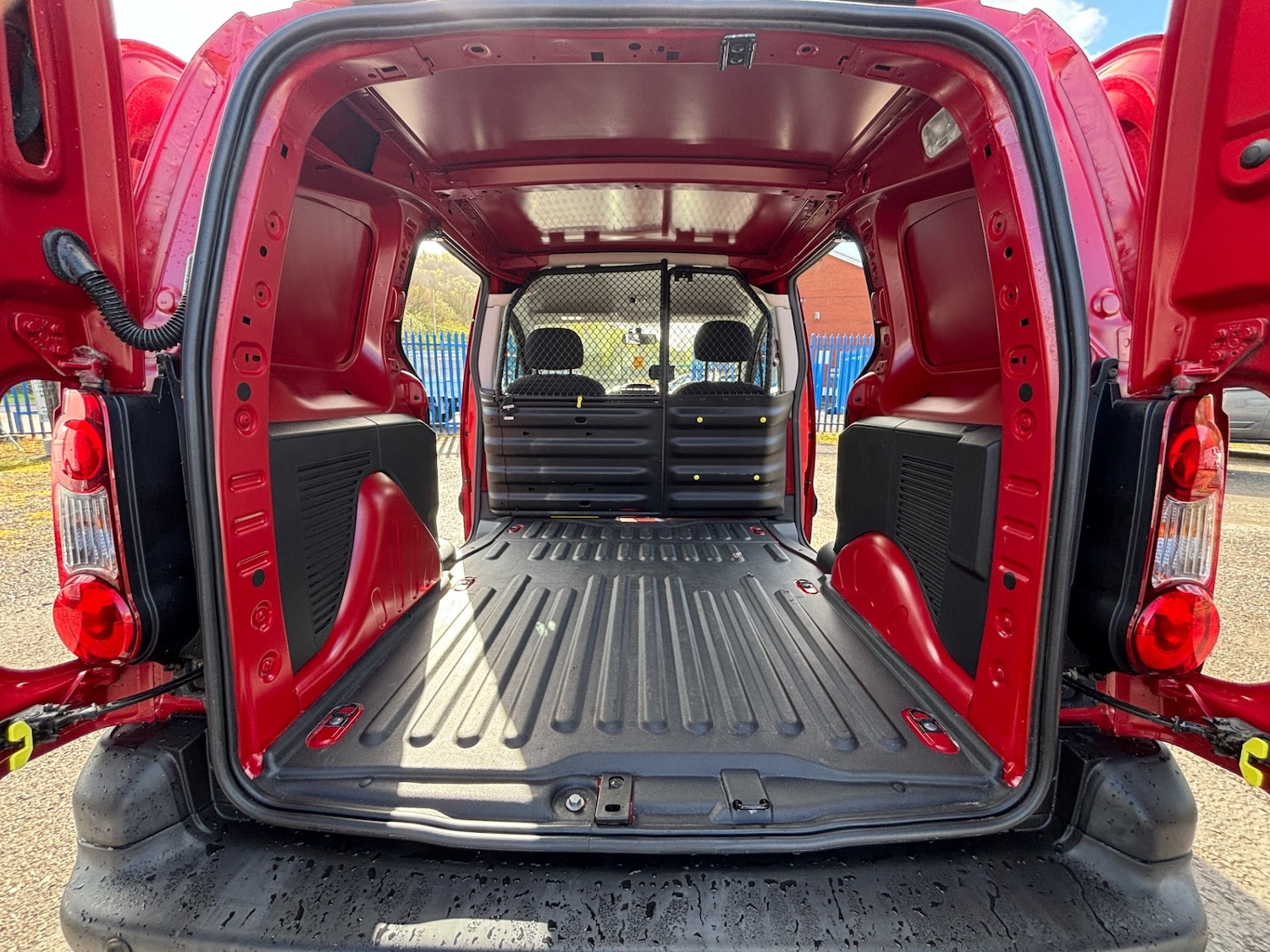 Used Peugeot Partner 2018 for sale - 78210317: Photo 19