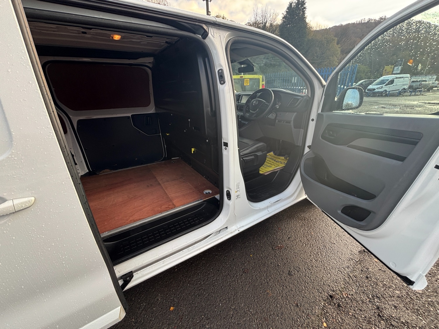 Used Vauxhall Vivaro 2020 for sale - 76565239: Photo 9