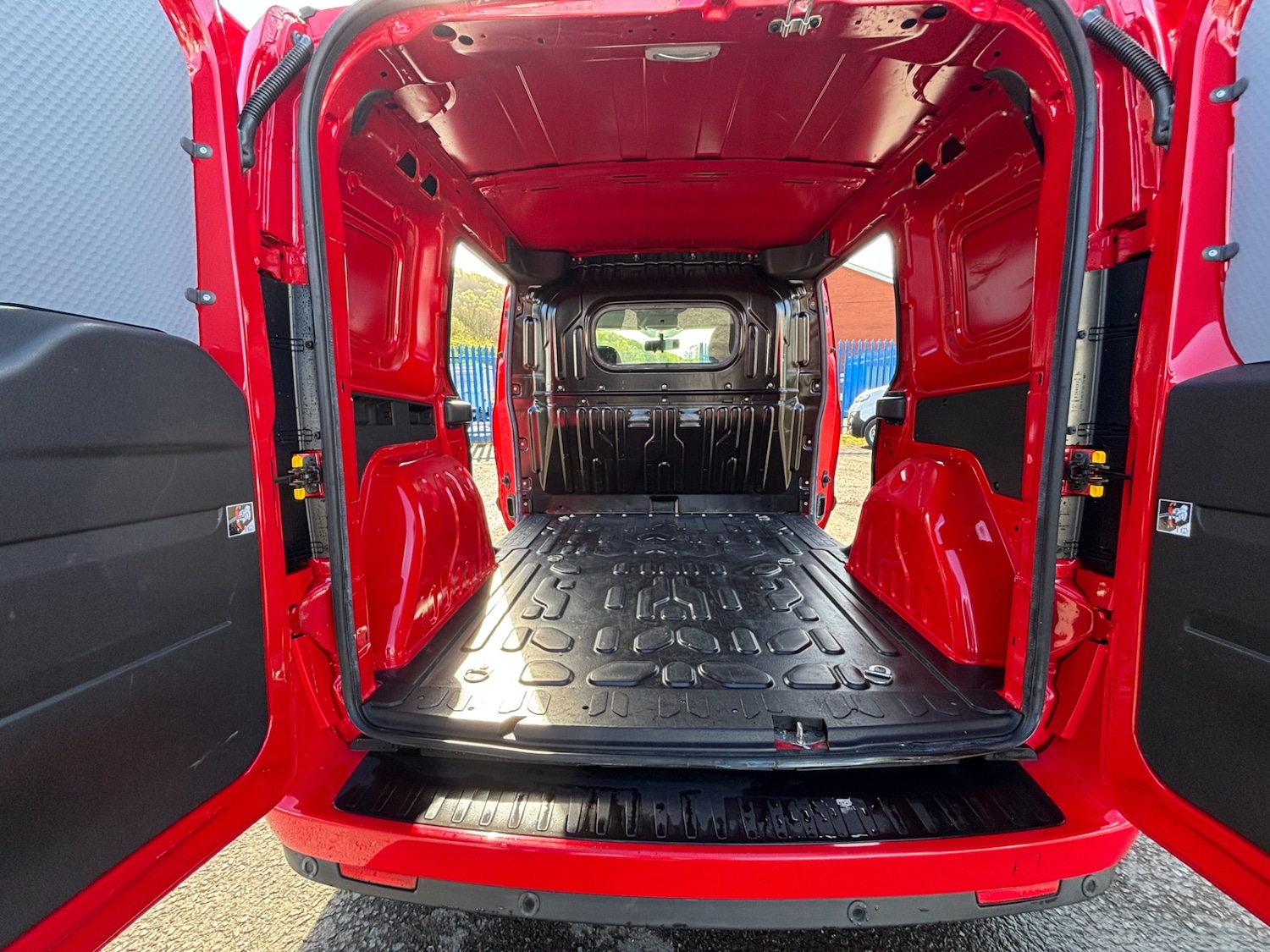 Used Fiat Doblo 2018 for sale - 78210290: Photo 18