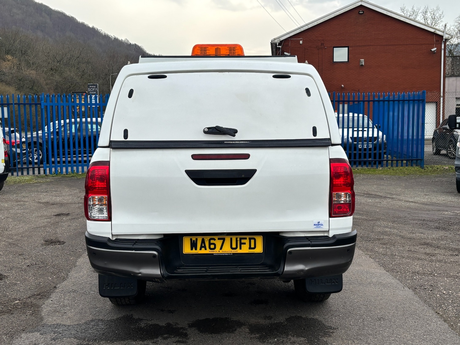 Used Toyota Hilux 2017 for sale - 77760846: Photo 4