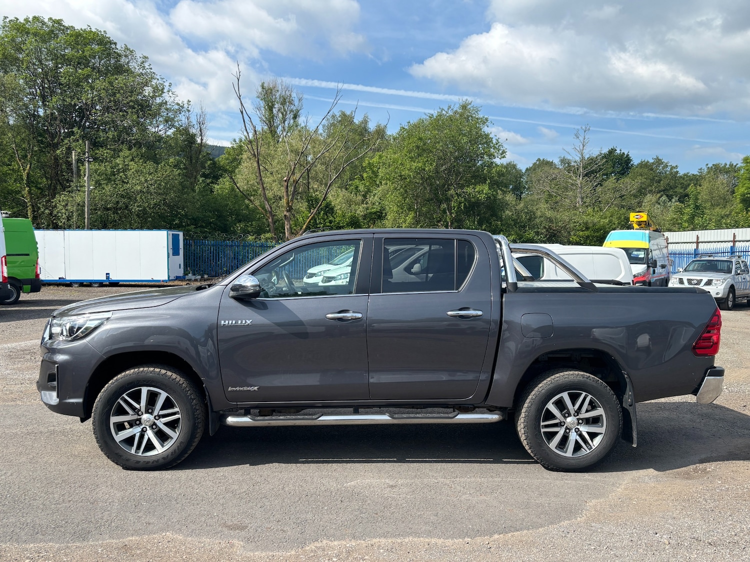 Used Toyota Hilux 2019 for sale - 77148556: Photo 3