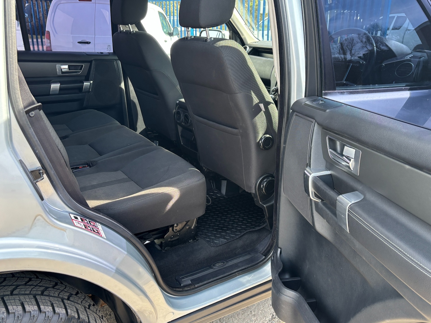 Used Land Rover Discovery 2011 for sale - 77962377: Photo 11