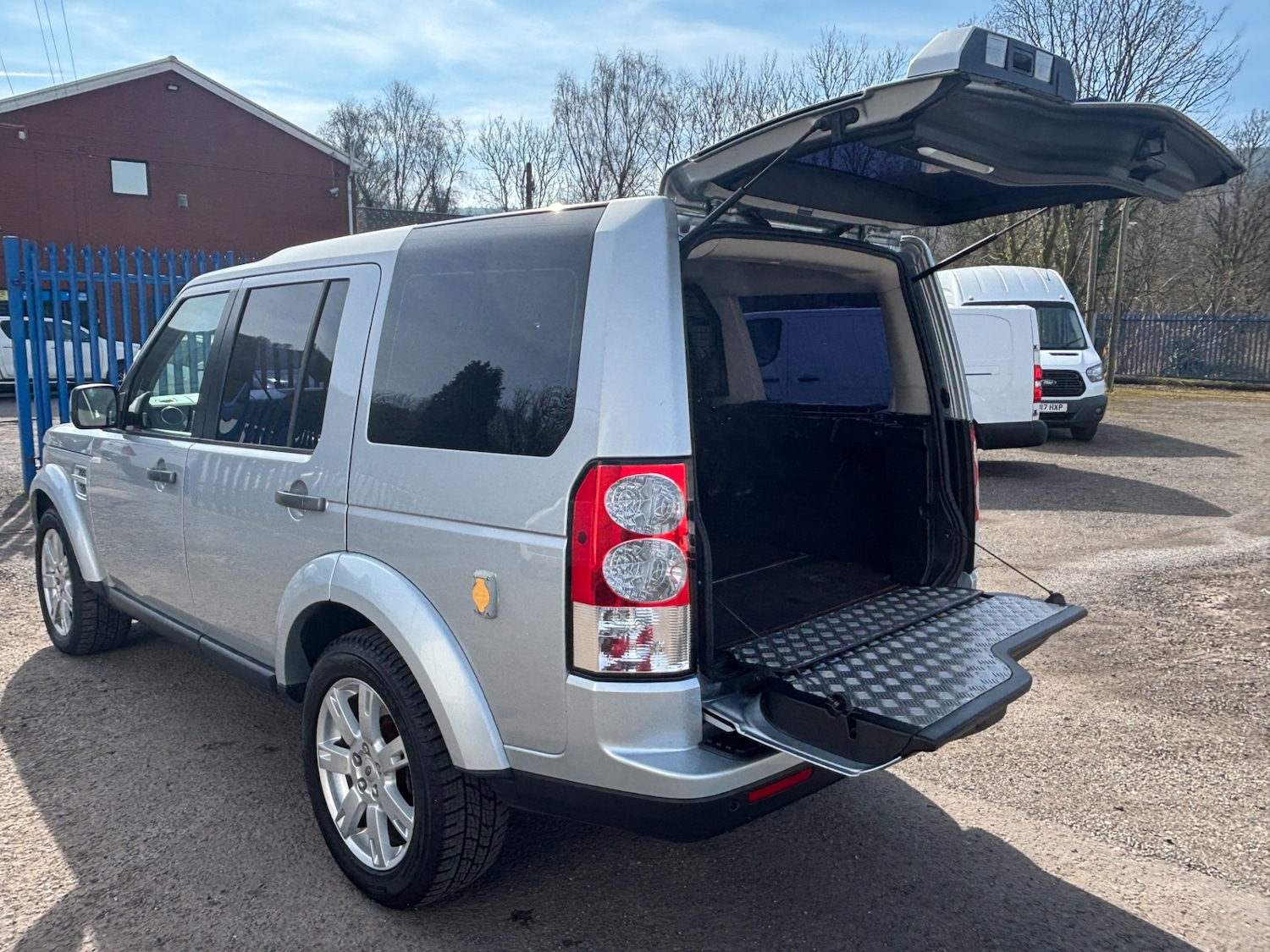 Used Land Rover Discovery 2011 for sale - 77962377: Photo 22