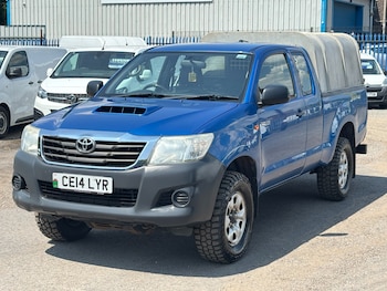 Used Toyota Hilux 2014 for sale - 79174420: Photo