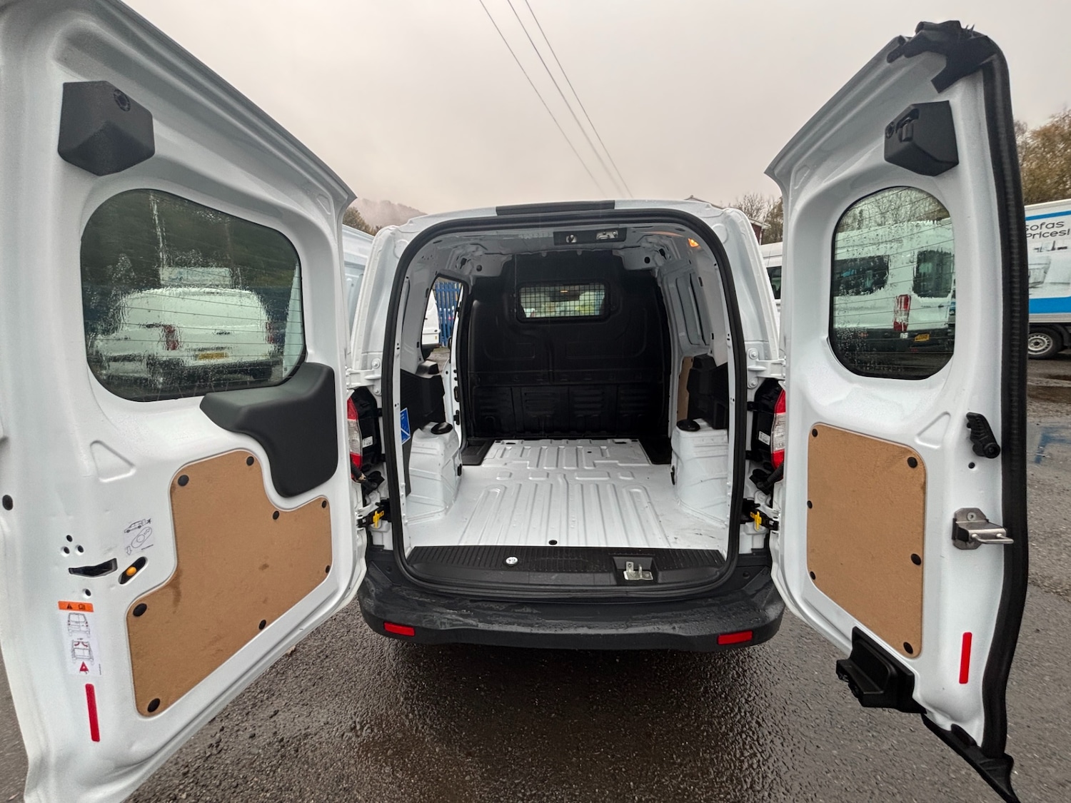 Used Ford Transit Courier 2022 for sale - 76492297: Photo 13