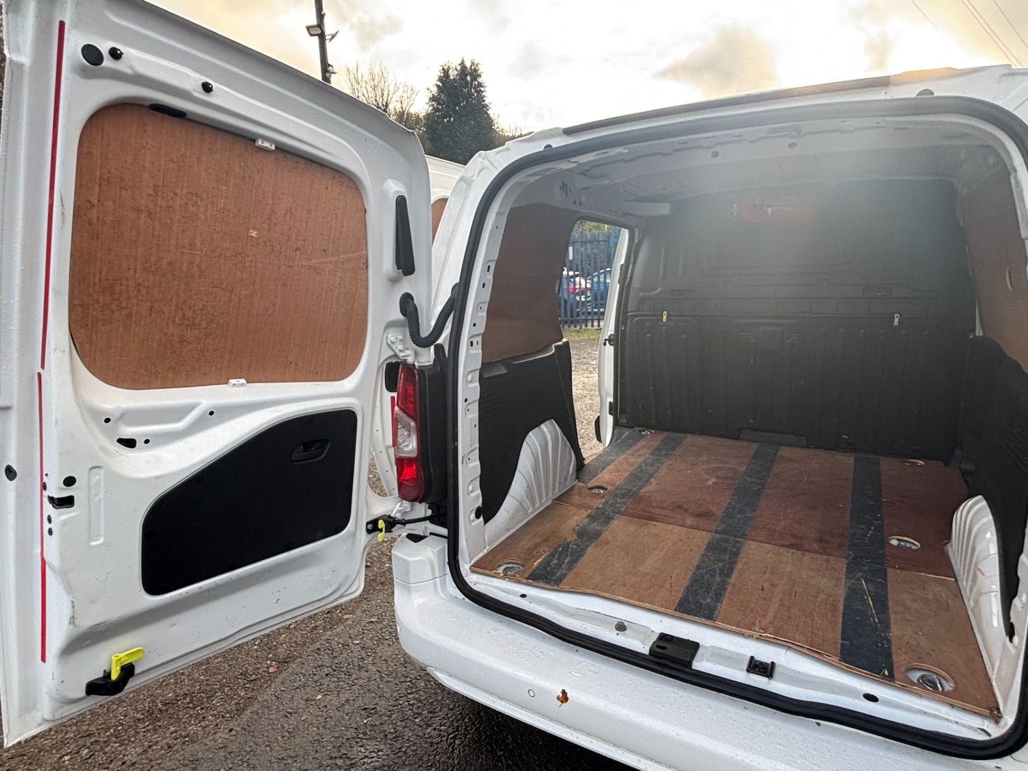 Used Vauxhall Combo 2021 for sale - 76565252: Photo 15