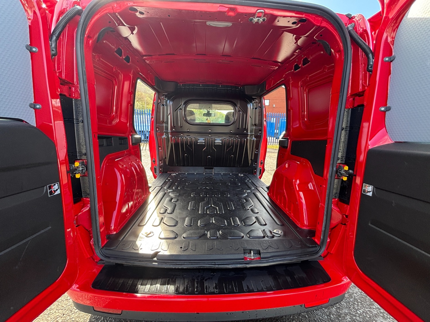 Used Fiat Doblo 2018 for sale - 78210186: Photo 18