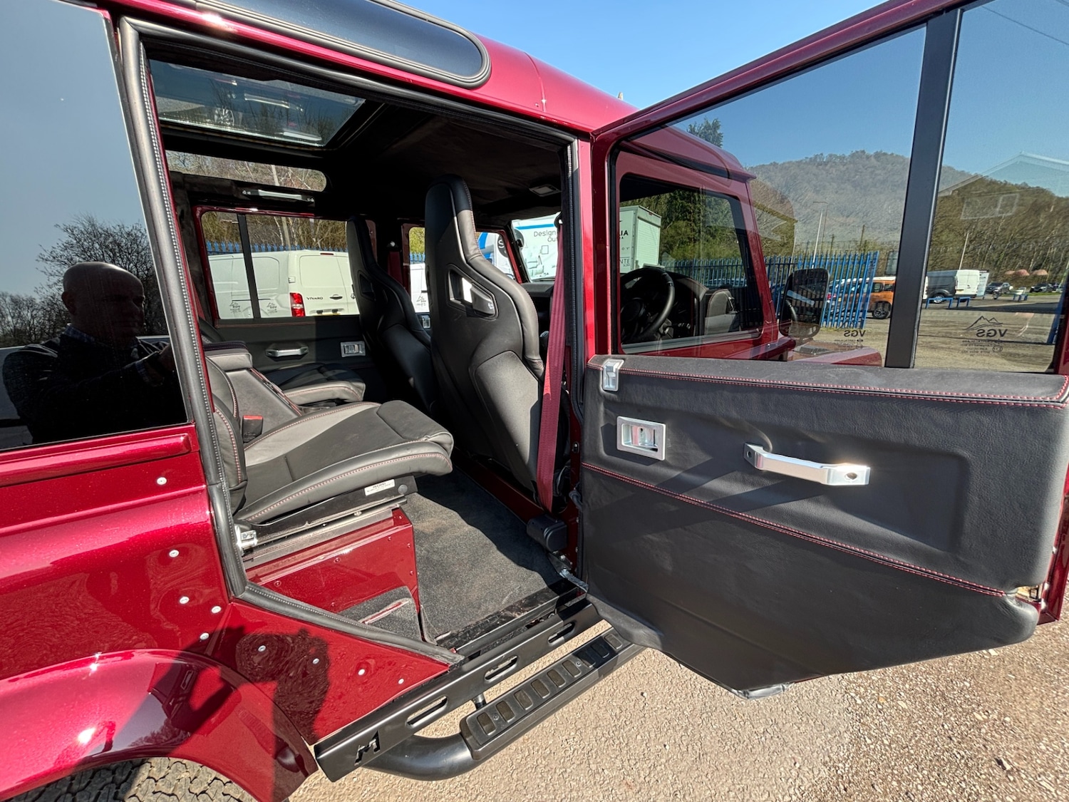 Used Land Rover Defender 2011 for sale - 76363124: Photo 8