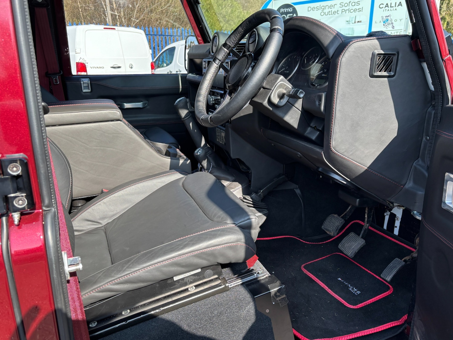 Used Land Rover Defender 2011 for sale - 76363124: Photo 9