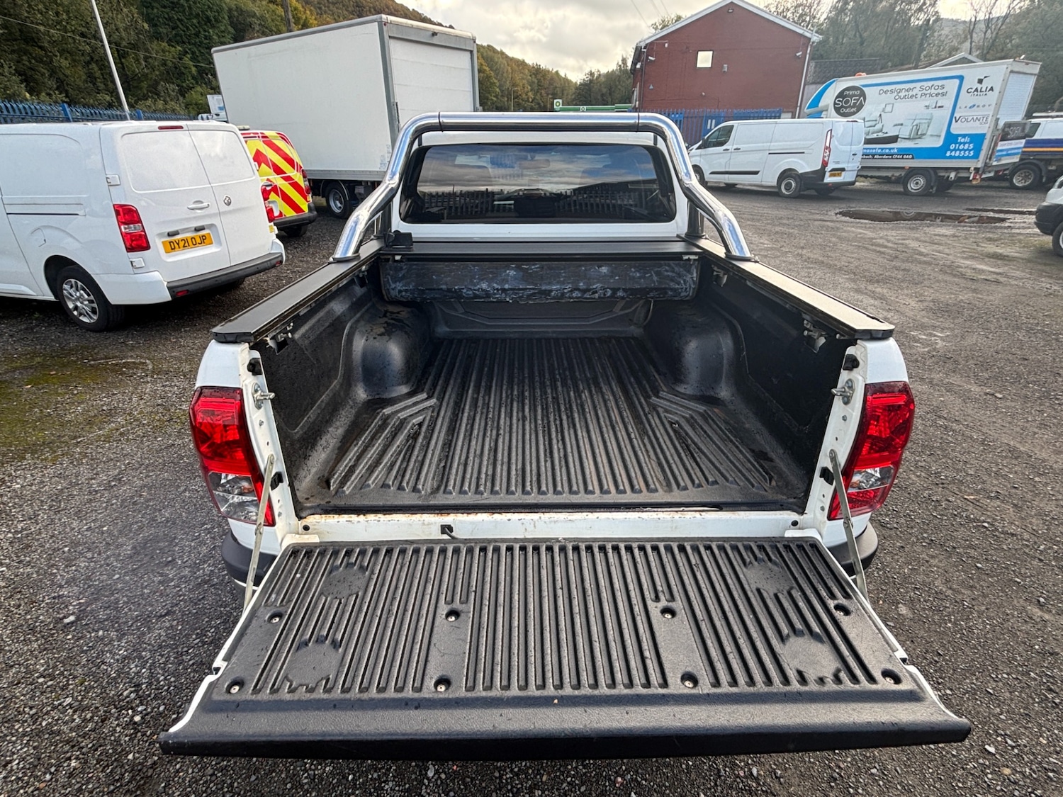 Used Toyota Hilux 2017 for sale - 76330182: Photo 15