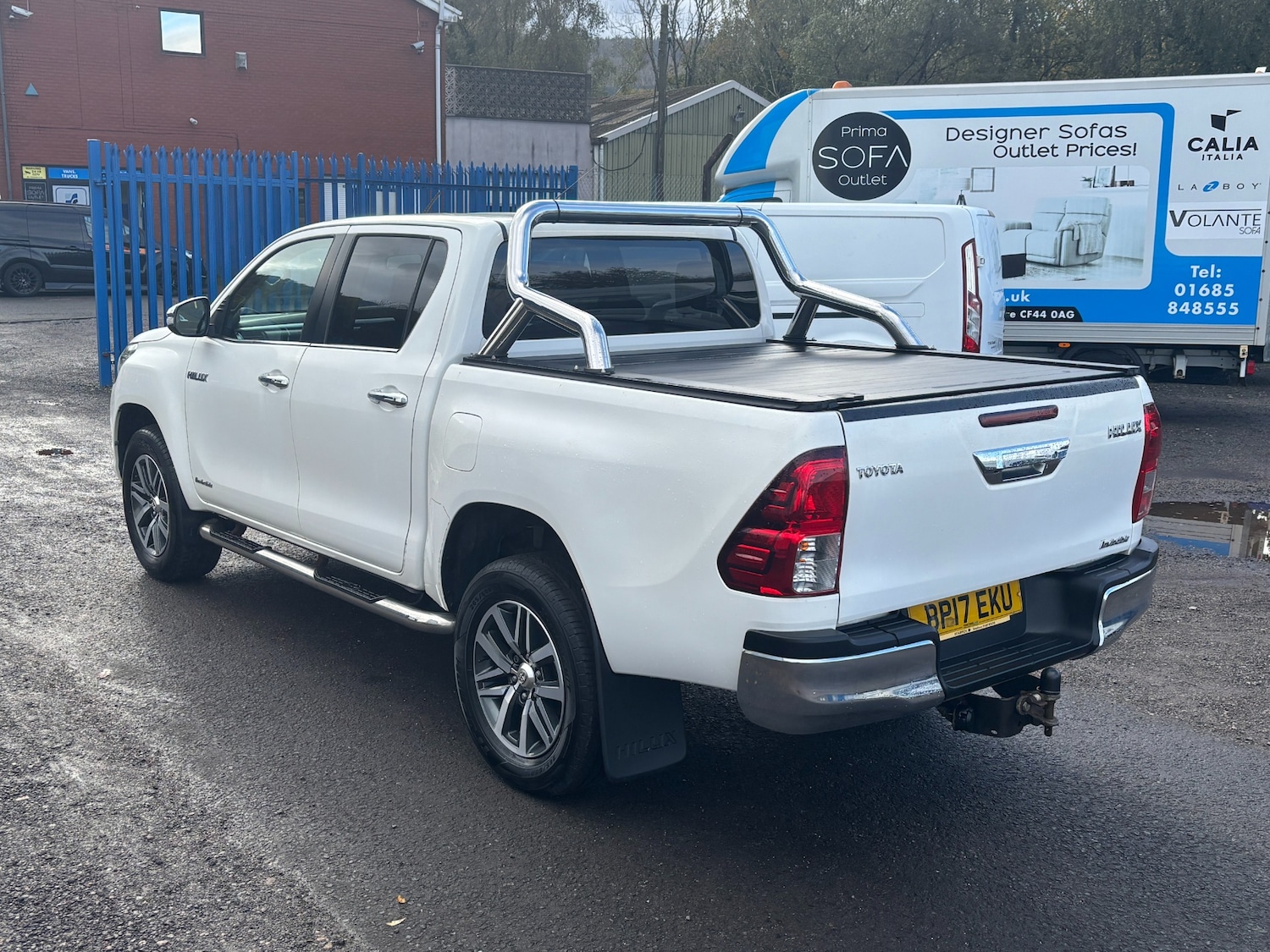 Used Toyota Hilux 2017 for sale - 76330182: Photo 3