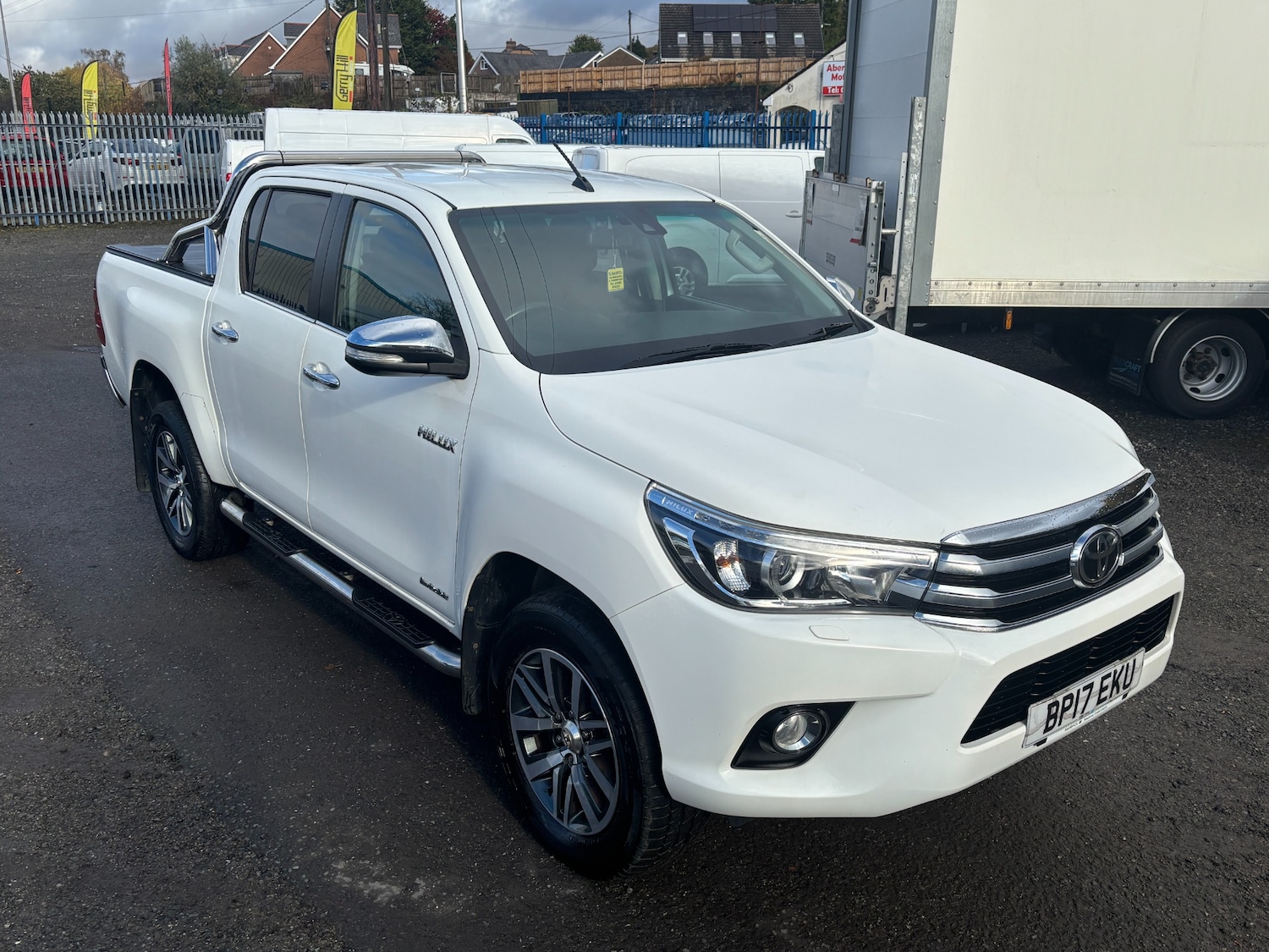 Used Toyota Hilux 2017 for sale - 76330182: Photo 6