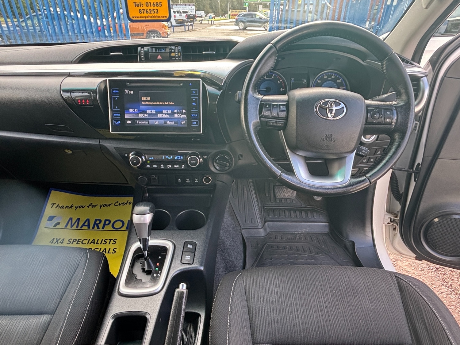 Used Toyota Hilux 2017 for sale - 76330182: Photo 8