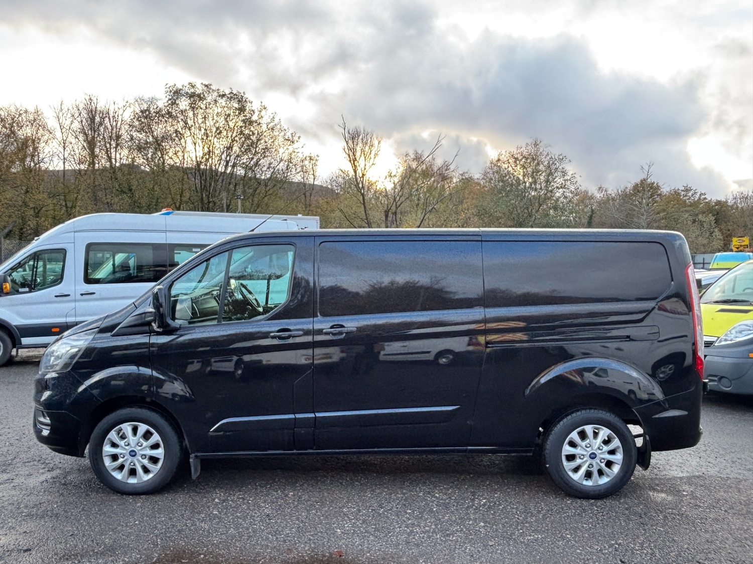 Used Ford Transit Custom 2021 for sale - 76533627: Photo 2