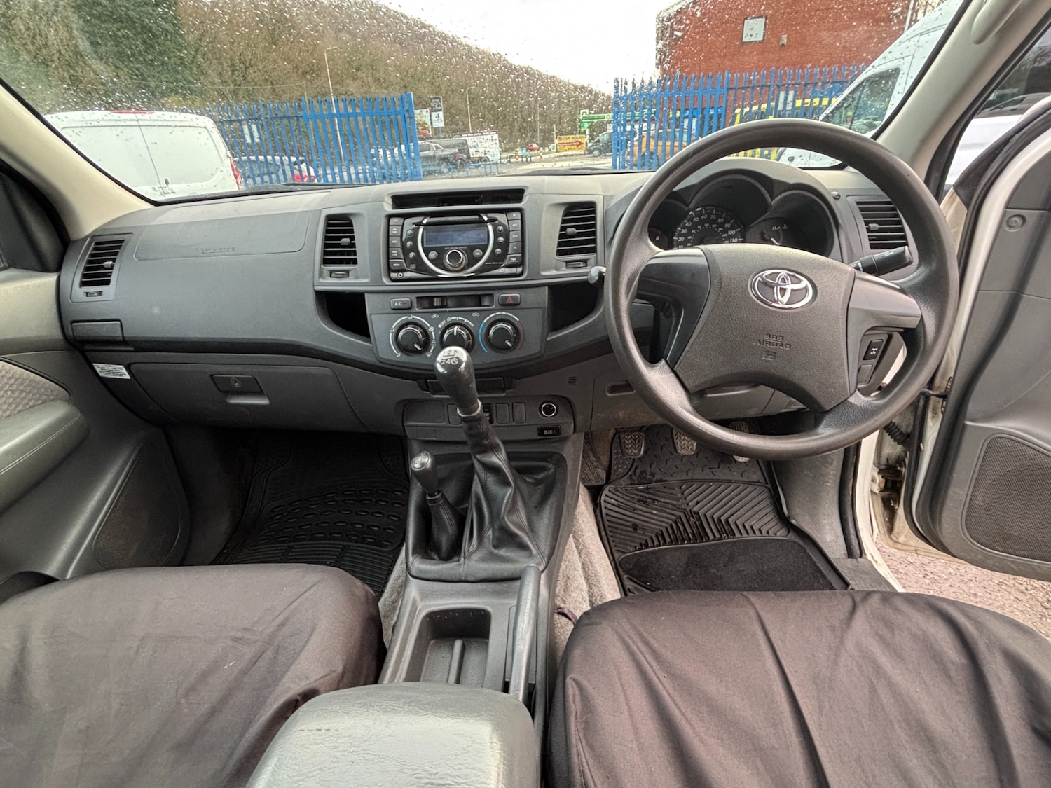 Used Toyota Hilux 2013 for sale - 77148945: Photo 11