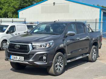 Used Toyota Hilux 2019 for sale - 74742382: Photo
