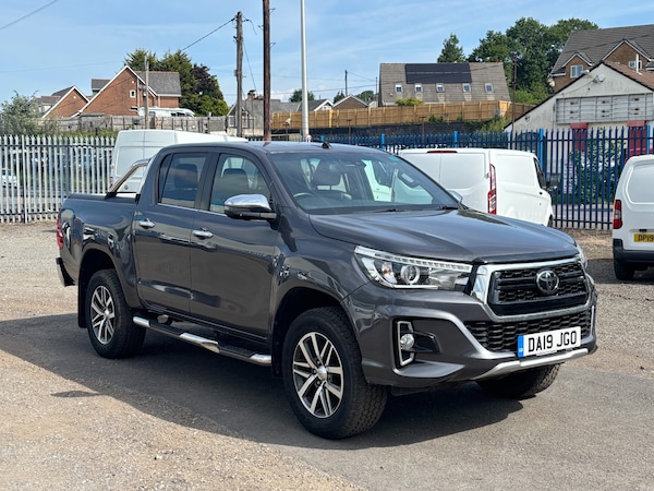 Used Toyota Hilux 2019 for sale - 74742382: Photo 7