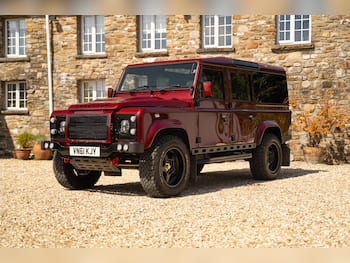 Land Rover Defender feature image