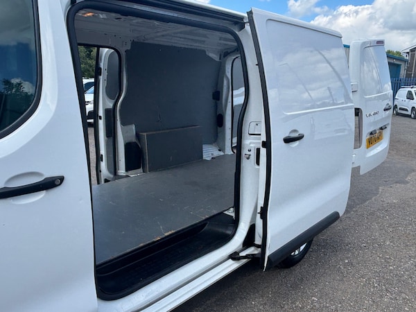 Used Vauxhall Vivaro 2020 for sale - 75129683: Photo 13