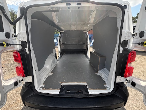 Used Vauxhall Vivaro 2020 for sale - 75129683: Photo 18