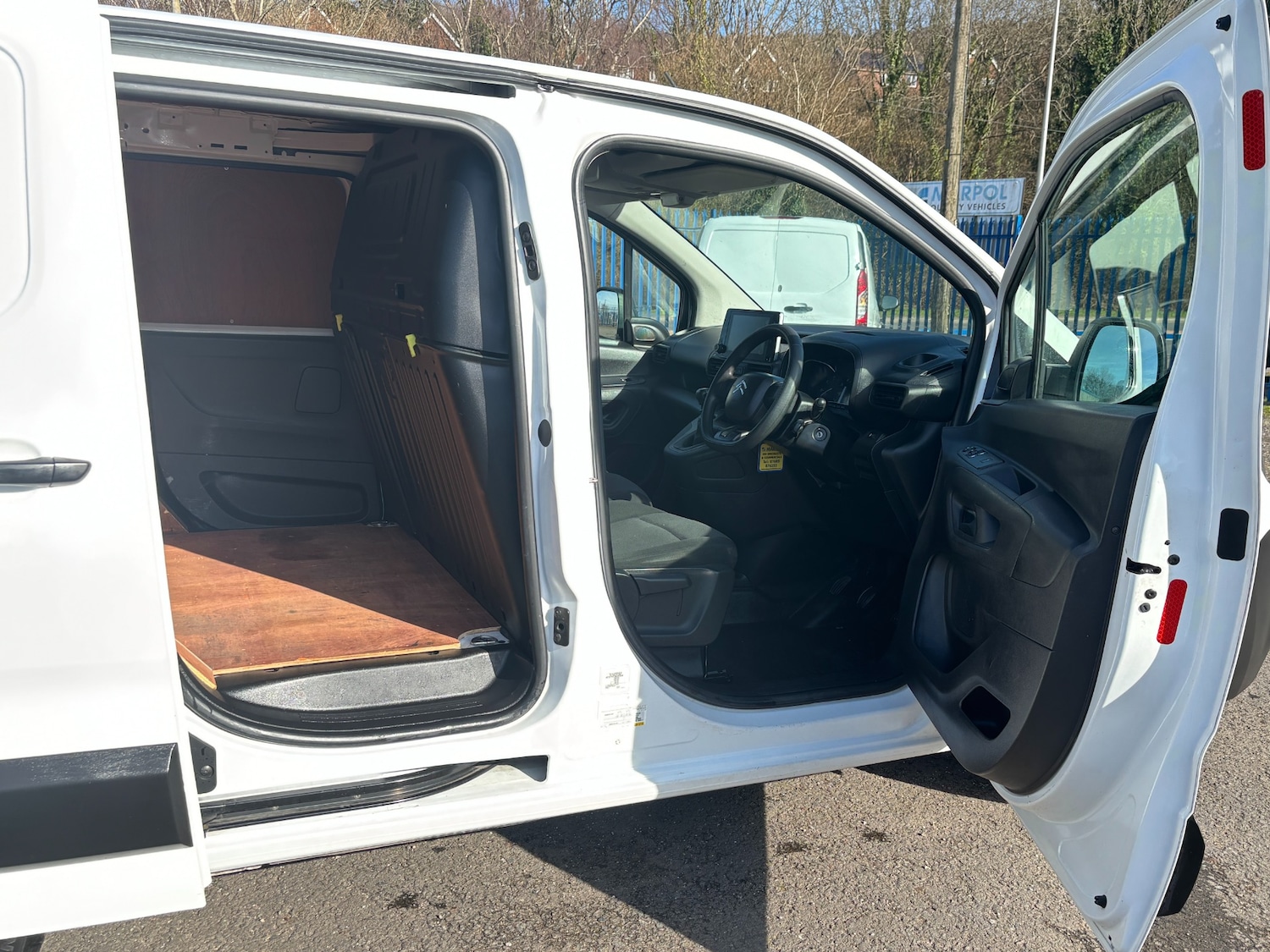Used Citroen Berlingo 2022 for sale - 77651629: Photo 7