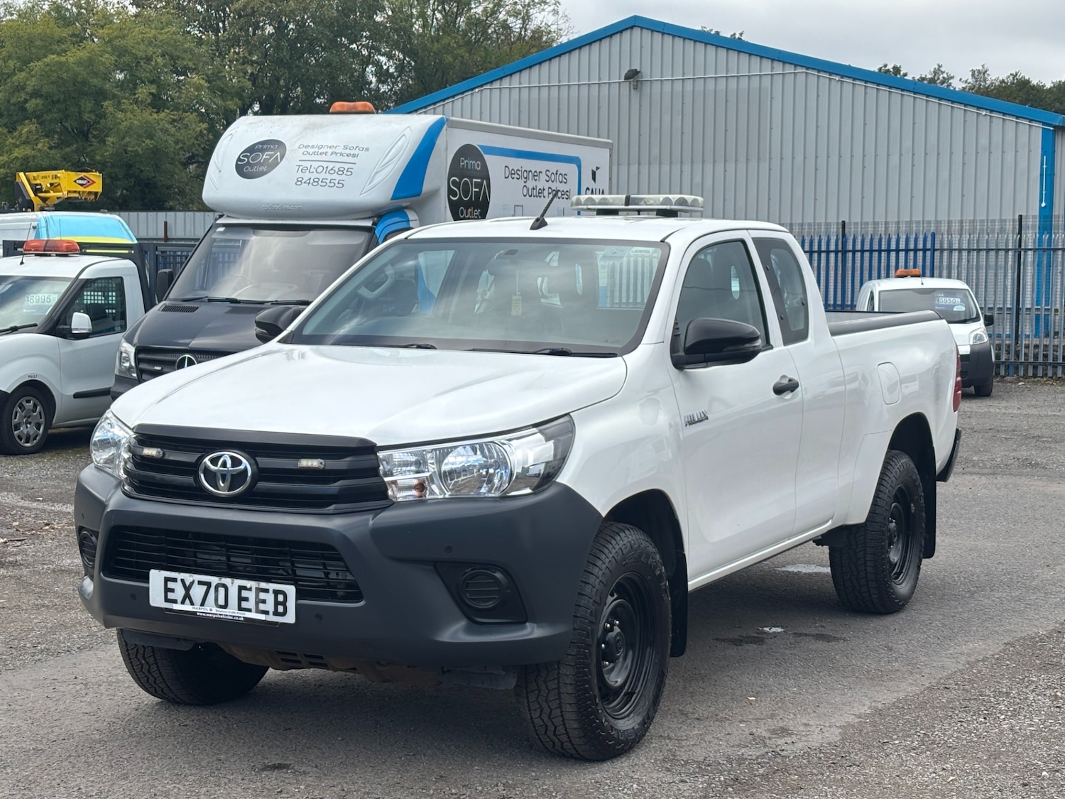 Used Toyota Hilux 2020 for sale - 76183795: Photo 1