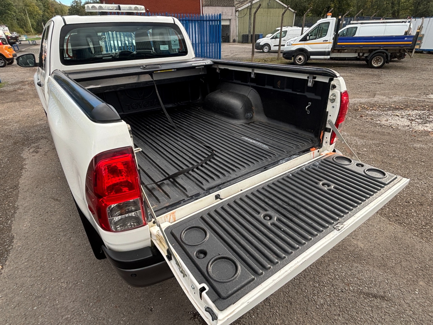 Used Toyota Hilux 2020 for sale - 76183795: Photo 14