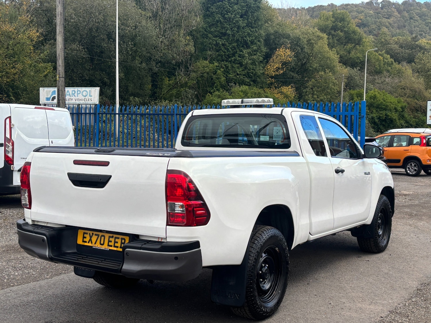 Used Toyota Hilux 2020 for sale - 76183795: Photo 4