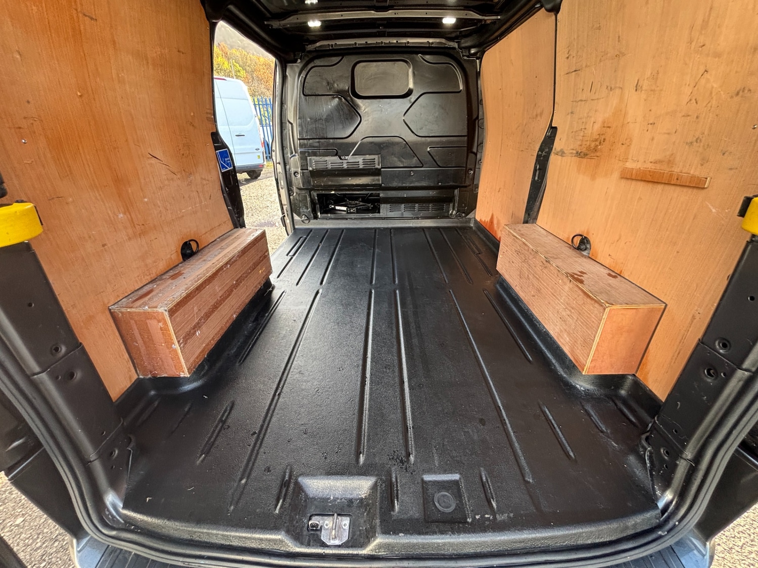 Used Ford Transit Custom 2020 for sale - 76517846: Photo 19