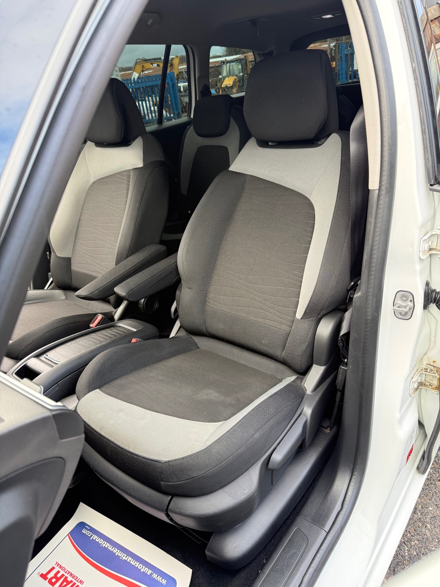 Used Citroen Grand C4 Picasso 2015 for sale - 77610130: Photo 10